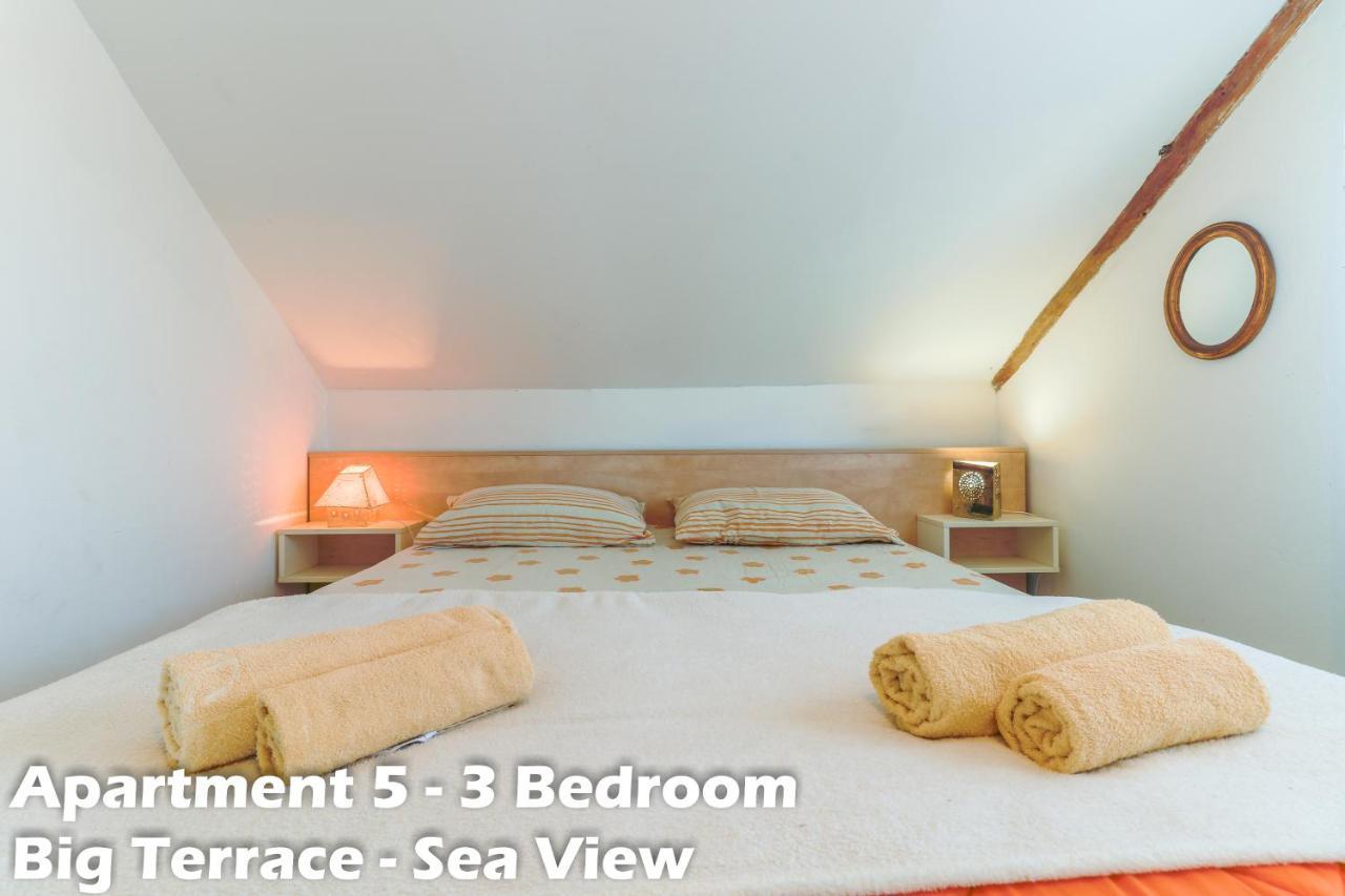 Art Apartments 브르사르 외부 사진