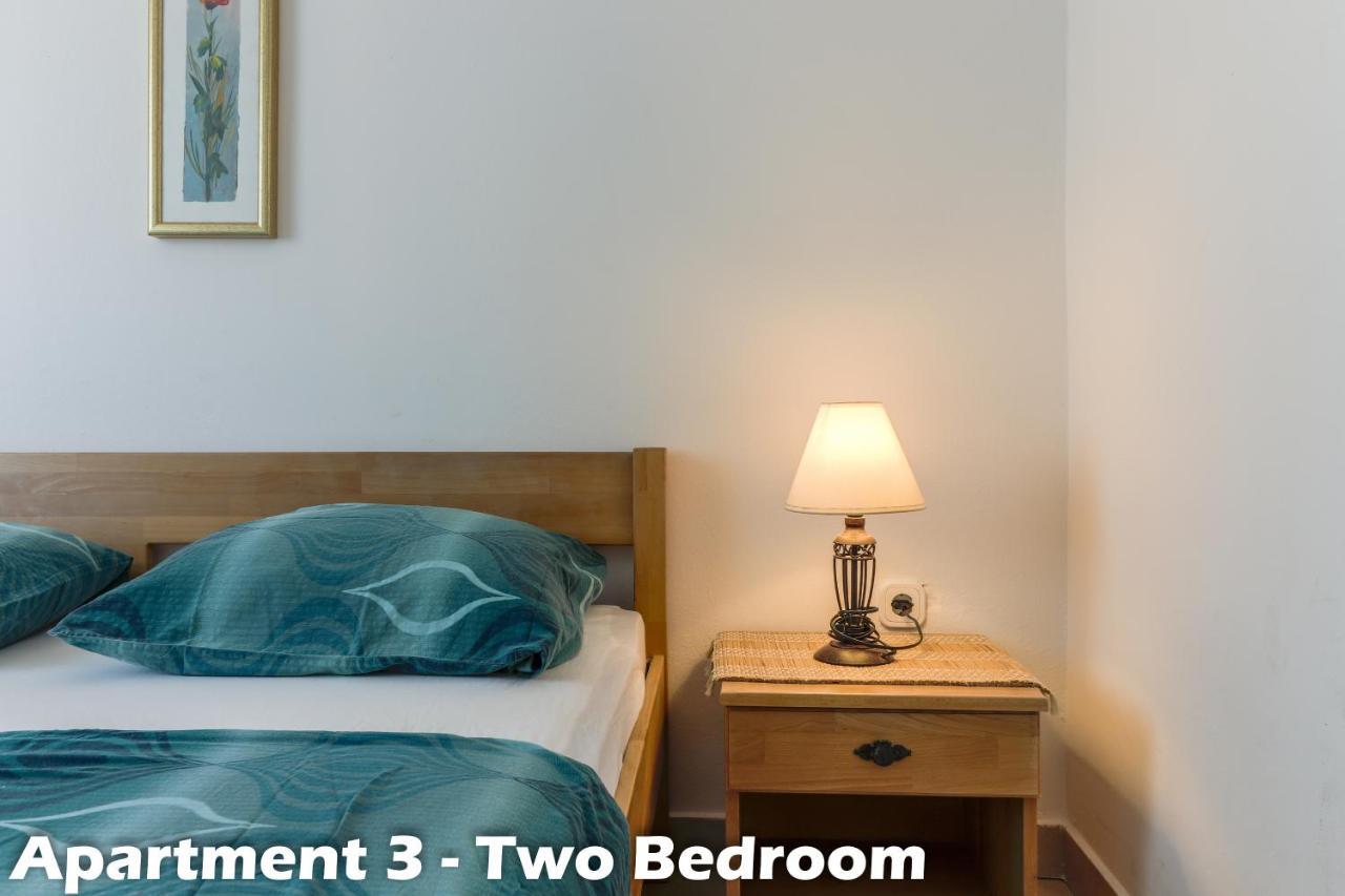 Art Apartments 브르사르 외부 사진