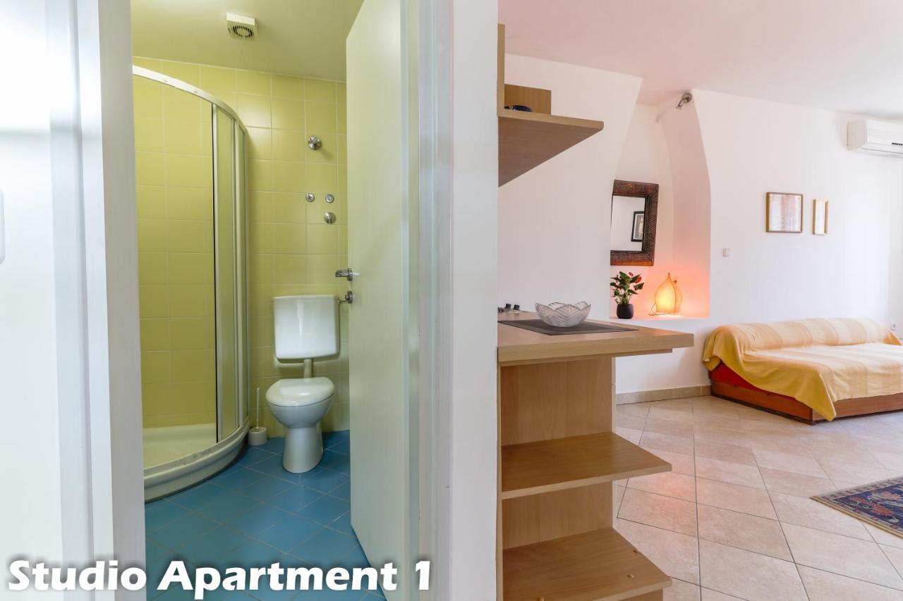 Art Apartments 브르사르 외부 사진
