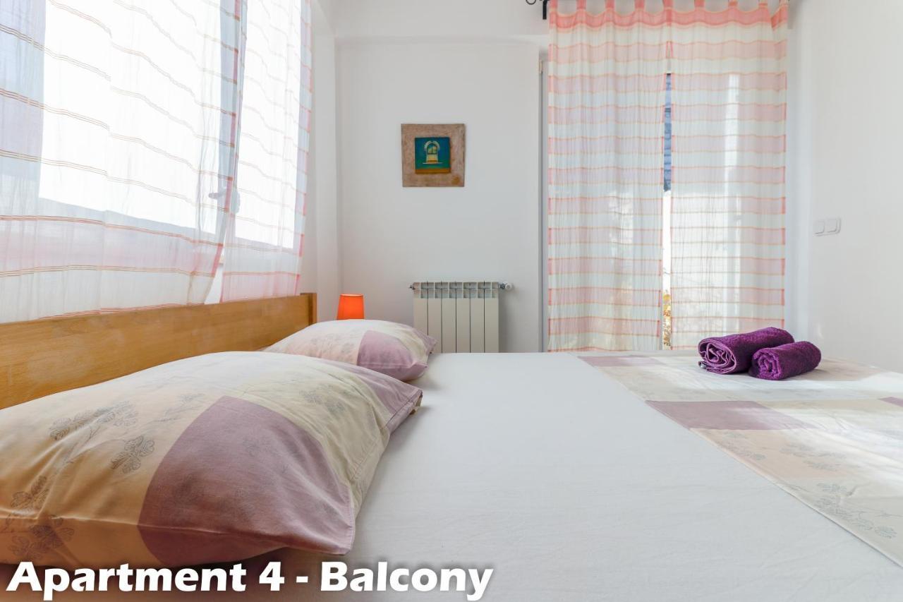 Art Apartments 브르사르 외부 사진